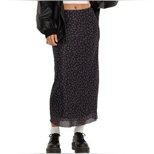 Floral Black and Purple Midi Skirt